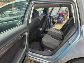 Volkswagen Passat 1.4 TSI BlueMotion Tech SE DSG Euro 5 (s/s) 5dr