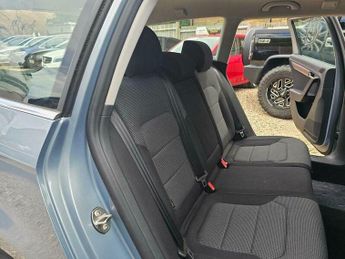 Volkswagen Passat 1.4 TSI BlueMotion Tech SE DSG Euro 5 (s/s) 5dr