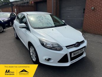 Ford Focus 1.6 Titanium Navigator Powershift Euro 5 5dr