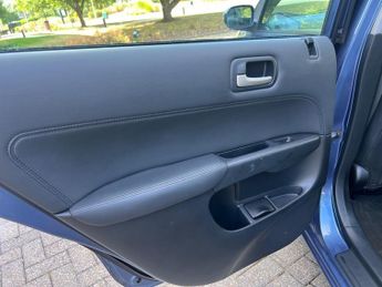 Honda Civic 1.6 i-VTEC SE Executive Hatchback 5dr Petrol Automatic (172 g/km
