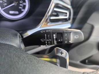 Kia Niro 1.6 Petrol Plug-in Hybrid GDi 8.9kWh SUV 5dr DCT Euro 6 (s/s) PC