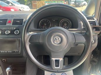Volkswagen Touran 1.4 TSI Comfortline 7 Seater