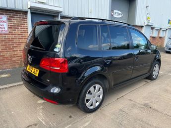 Volkswagen Touran 1.4 TSI Comfortline 7 Seater