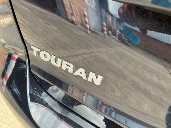 Volkswagen Touran 1.4 TSI Comfortline 7 Seater