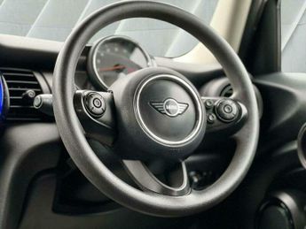 MINI Hatch 1.5 Cooper D Steptronic Euro 6 (s/s) 5dr