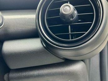 MINI Hatch 1.5 Cooper D Steptronic Euro 6 (s/s) 5dr