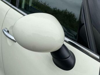 MINI Hatch 1.5 Cooper D Steptronic Euro 6 (s/s) 5dr