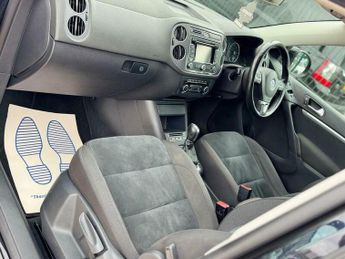 Volkswagen Tiguan 2.0 TDI BlueMotion Tech Match DSG 4WD Euro 5 (s/s) 5dr
