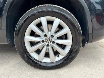 Volkswagen Tiguan 2.0 TDI BlueMotion Tech Match DSG 4WD Euro 5 (s/s) 5dr