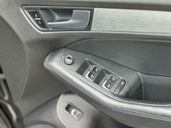 Audi Q5 2.0 TDI S line Plus S Tronic quattro Euro 5 (s/s) 5dr