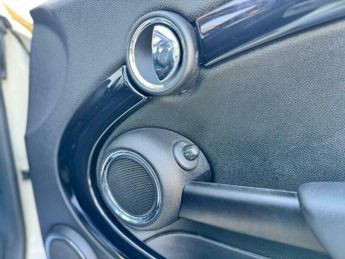 MINI Hatch 2.0 Cooper D Auto Euro 5 3dr