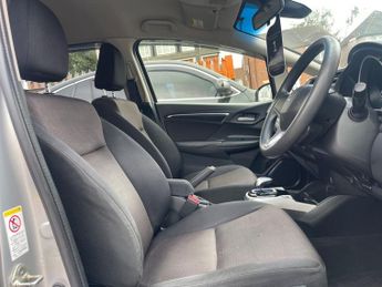 Honda Jazz SE I-VTEC CVT