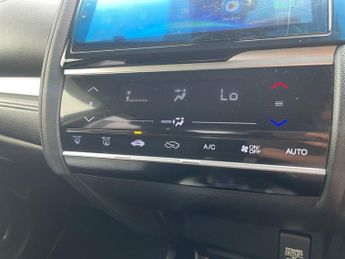 Honda Jazz SE I-VTEC CVT