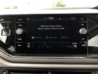 Volkswagen Polo MATCH TSI DSG 1.0 Patrol Automatic 5 Door Hatchback 2021