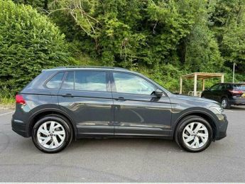 Volkswagen Tiguan 1.5 TSI Life DSG Euro 6 (s/s) 5dr