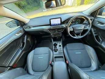 Ford Focus 1.0T EcoBoost Active X Auto Euro 6 (s/s) 5dr