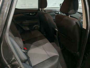 Nissan Qashqai 1.6 dCi N-Connecta XTRON 2WD Euro 6 (s/s) 5dr