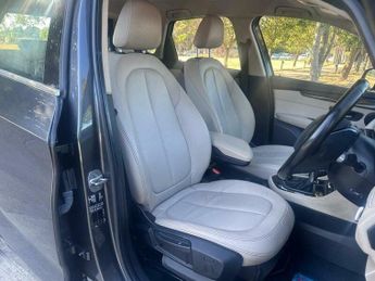 BMW 2 SERIES 2.0 218d Luxury Auto Euro 6 (s/s) 5dr