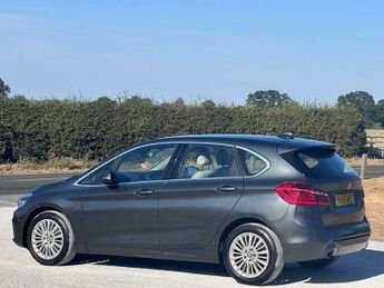 BMW 2 SERIES 2.0 218d Luxury Auto Euro 6 (s/s) 5dr