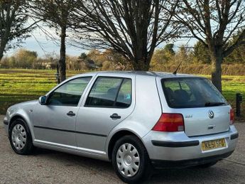 Volkswagen Golf 1.6 SE 5dr