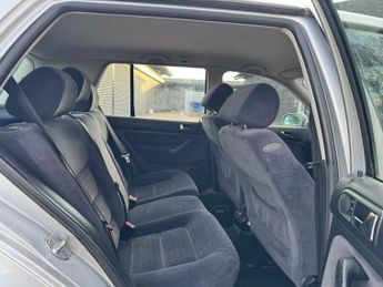 Volkswagen Golf 1.6 SE 5dr