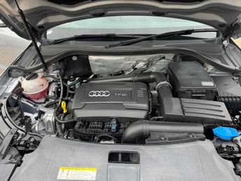Audi Q3 2.0 TFSI SE S (211bhp) Quattro 5d S Tronic Specs