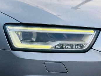 Audi Q3 2.0 TFSI SE S (211bhp) Quattro 5d S Tronic Specs