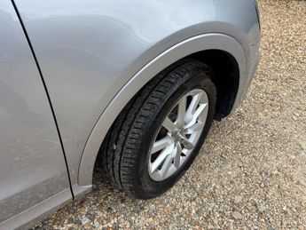 Audi Q3 2.0 TFSI SE S (211bhp) Quattro 5d S Tronic Specs