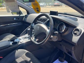 Peugeot 3008 HDI ALLURE