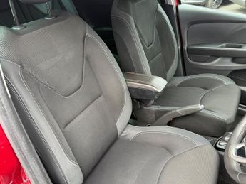 Renault Clio 1.5 dCi Iconic EDC Euro 6 5dr 88BHP