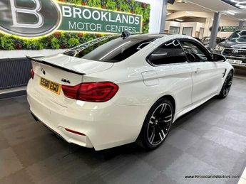 BMW M4 M4 [3X BMW SERVICES]