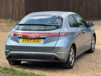 Honda Civic 1.8 i-VTEC SE i-Shift 5dr