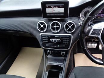 Mercedes A Class A180 CDI BLUEEFFICIENCY AMG SPORT