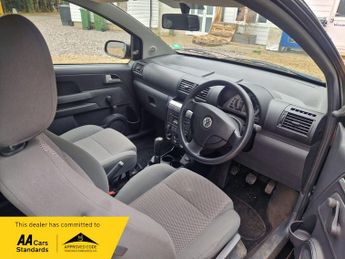 Volkswagen Fox FOX