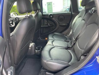 MINI Countryman COOPER D ALL4