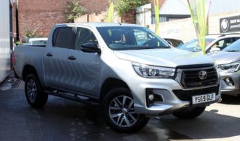 Toyota Hi Lux INVINCIBLE X 4WD D-4D DCB