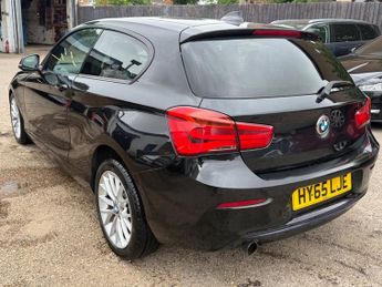 BMW 1 SERIES 118d SPORT