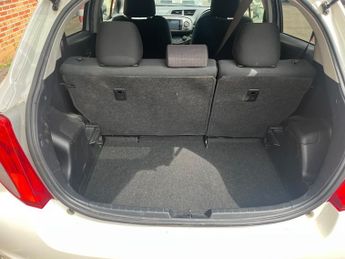 Toyota Vitz 1.3 Auto Smile Edition 5dr