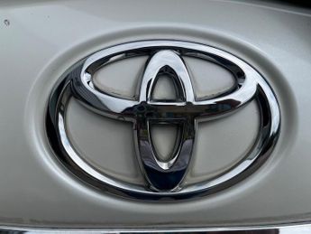Toyota Vitz 1.3 Auto Smile Edition 5dr