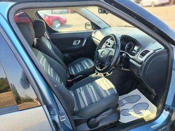 Skoda Roomster 1.6 16V 2 Tiptronic 5dr