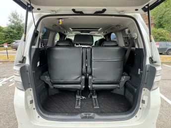 Toyota Vellfire Platinum Selection