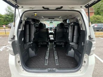 Toyota Vellfire Platinum Selection
