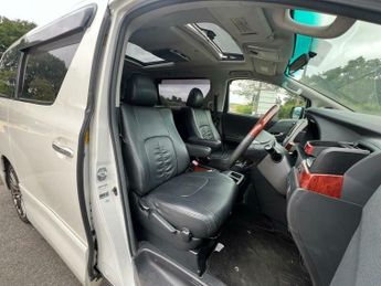 Toyota Vellfire Platinum Selection