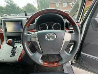 Toyota Vellfire Platinum Selection