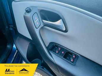 Volkswagen Polo 1.4 SE Hatchback 5dr Petrol DSG Euro 5 (85 ps)