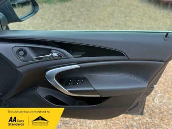Vauxhall Insignia 2.0 CDTi SE Nav Auto Euro 5 5dr