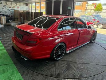 Mercedes-Benz C Class 6.3 C63 V8 AMG SpdS MCT Euro 5 4dr