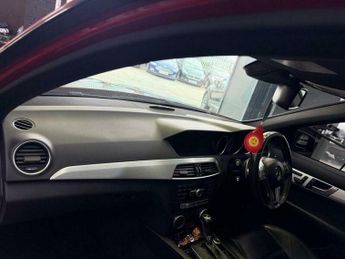 Mercedes-Benz C Class 6.3 C63 V8 AMG SpdS MCT Euro 5 4dr