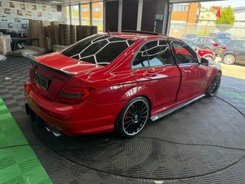 Mercedes-Benz C Class 6.3 C63 V8 AMG SpdS MCT Euro 5 4dr