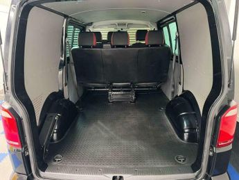 Volkswagen Transporter 2.0 Transporter T32 Sportline TDI BlueMotion Technology Semi-Aut